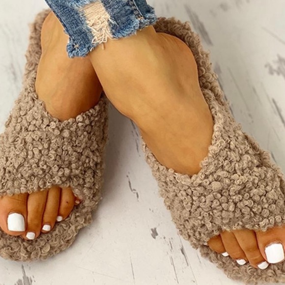 he xin brand slippers
